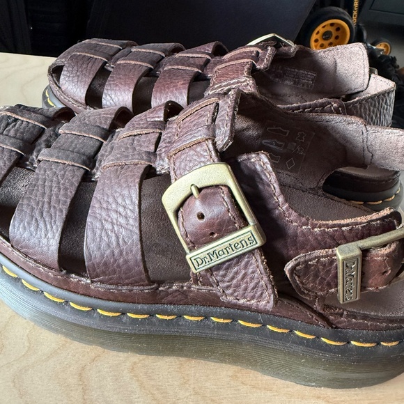 Dr martens Wrenlie grizzly fisherman sandals sz 7 womens - Picture 8 of 12